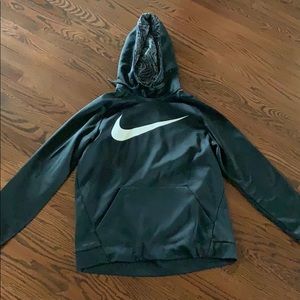 Nike dri fit sweatshirt